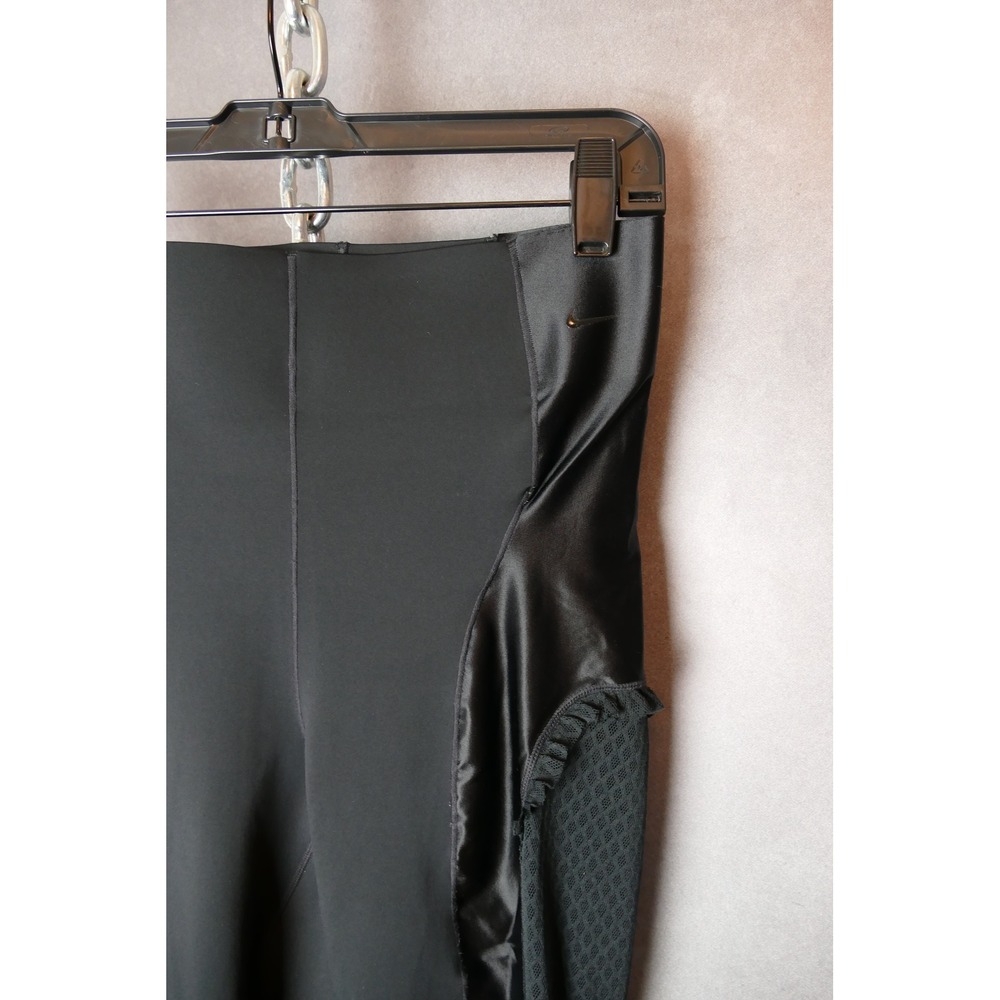 $150 Nike Women's Size M Black High-Waisted 7/8 Training‎ Mesh Tights CU6160-010 - Picture 4 of 9